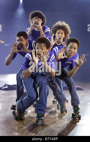 Roll Bounce Année : 2005 USA Bow Wow, Brandon T. Jackson, Marcus T. Paulk, Rick Gonzalez, Khleo Thomas Réalisateur : Malcolm D. Lee Banque D'Images