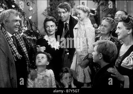 C'est une vie merveilleuse année : 1946 USA James Stewart , Donna Reed , Thomas Mitchell , Beulah Bondi , Karolyn Grimes Réalisateur : Frank Capra Banque D'Images