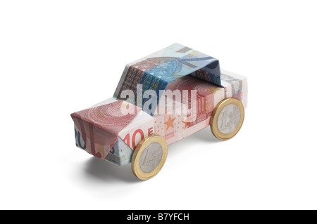 Voiture de l'euro fiduciaire sur fond blanc Banque D'Images