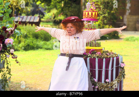 Nanny McPhee Année : 2005 USA / UK Imelda Staunton Réalisateur : Kirk Jones Banque D'Images