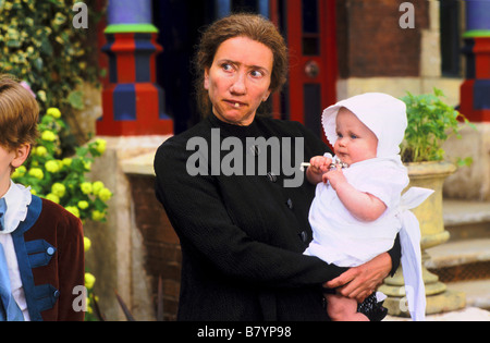 Nanny McPhee Année : 2005 USA / UK Emma Thompson Réalisateur : Kirk Jones Banque D'Images