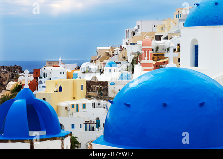 Vue de la ville d'Oia, Santorin, Grèce Banque D'Images