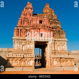 Entrée de Vittala Temple à Hampi en Inde Banque D'Images