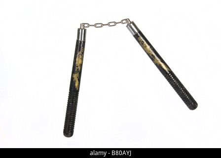 Arts martiaux nunchaku en bois s isolated on white Banque D'Images