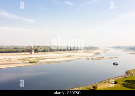 Vue de la rivière Yamuna du Taj Mahal, Agra, Uttar Pradesh, Inde Banque D'Images