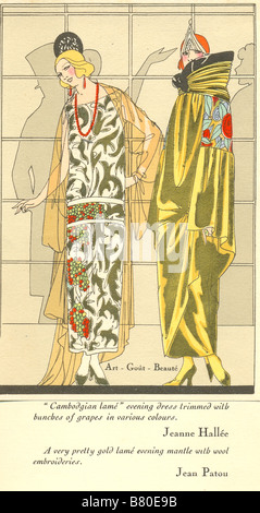 Coloriée à la mode française en provenance de l'Art-Gout-Beaute pour avril 1923 robes de soirée montrant couturier porter Banque D'Images