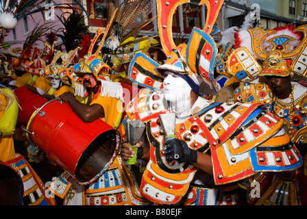 Section Rhythem Junkanoo Junkanoo Boxing Day Parade, Nassau, Bahamas Banque D'Images