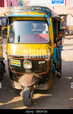 Garçon en rickshaw Bikaner Rajasthan Inde Banque D'Images