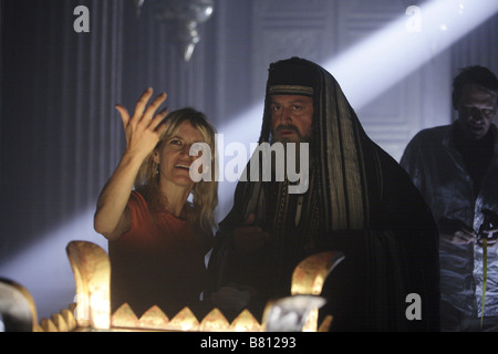 Catherine Hardwicke Catherine Hardwicke réalisatrice Catherine Hardwicke avec Stanley Townsend sur le tournage / sur le plateau La Nativité / Récit de la nativité Année : 2006 USA Banque D'Images