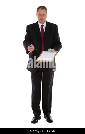 Businessman offrant un document vierge et un stylo pour une signature isolé sur fond blanc Banque D'Images