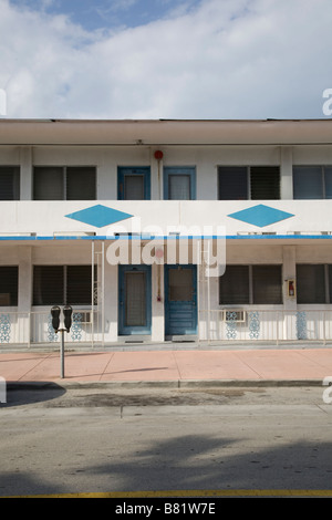 Vieux Motel à Miami, en Floride. Banque D'Images