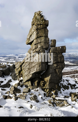 Neige sur une partie de l'Manstone affleurement rocheux sur les Stiperstones, Shropshire Hills, hiver 2009. Banque D'Images