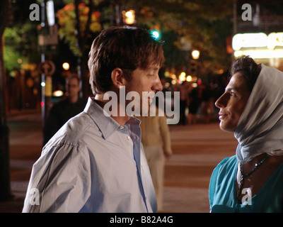 Sabah Sabah Année : 2005 - Canada Arsinée Khanjian, Shawn Doyle Directeur : Ruba Nadda Banque D'Images