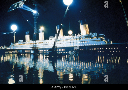 Titanic USA Année : 1997 Réalisateur : James Cameron Shooting photo Banque D'Images