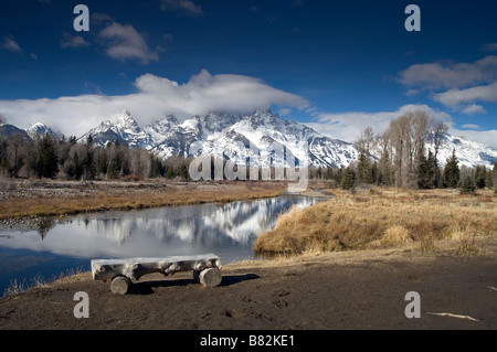 Le Grand Tetons partie de la chaîne de montagnes rocheuses Wyoming rocheuses et la rivière Snake avec Mt. Moran Banque D'Images