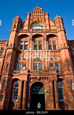 Entrée principale - Peel, bâtiment de l'Université de Salford, Salford, Greater Manchester, UK Banque D'Images