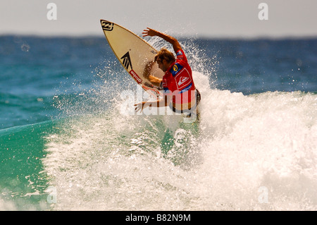 Premier jour de compétition de surf quicksilver pro Australie coolangatta concurrent sans nom Banque D'Images