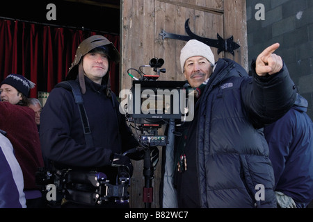 Réalisateur : Denys Arcand sur le plateau du film L'Age des ténèbres Année : 2007 - Canada Banque D'Images