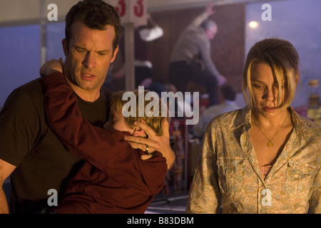 La Brume Année : 2007 USA Thomas Jane, Nathan Gamble, Laurie Holden Réalisateur : Frank Darabont Banque D'Images