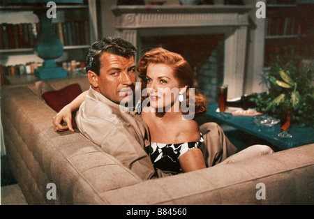 La Révolte de Mamie Stover Année : 1956 - USA Richard Egan , Jane Russell Réalisateur : Raoul Walsh Banque D'Images