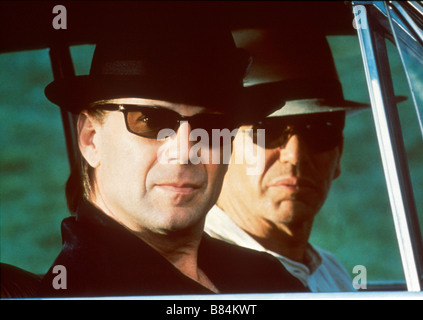 Bandits bandits (2001) usa Bruce Willis , Billy Bob Thornton Réalisateur : Barry Levinson Banque D'Images