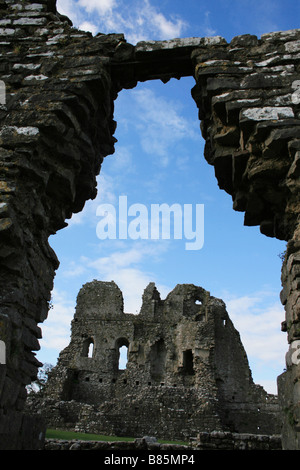 Ruines du château de Ogmore Vale of Glamorgan South Wales UK Banque D'Images