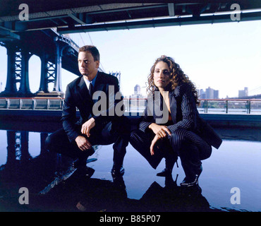 Les experts Manhattan CSI : NY / 'CSI : new york' Série TV 2004 usa (Saison 1) Gary Sinise, Melina Kanakaredes Banque D'Images