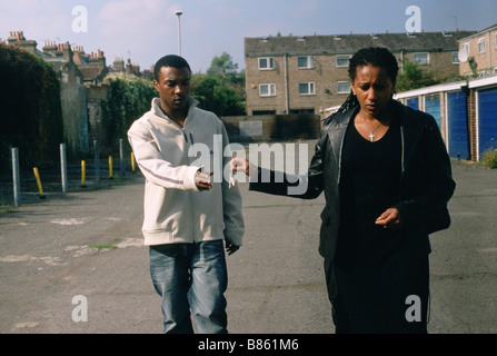 Bullet Boy Bullet Boy Année : 2004 - UK Ashley Walters, Clare Perkins Directeur : Saul Dibb Banque D'Images