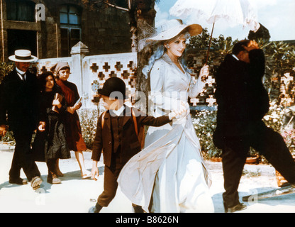 Le Avventure di Pinocchio Les Aventures de Pinocchio Année : 1972 Italie / France / Allemagne Réalisation : Luigi Comencini Andrea Balestri, Gina Lollobrigida Banque D'Images