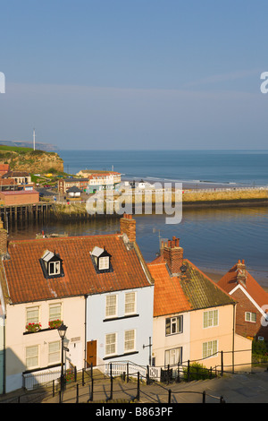 Étapes menant jusqu'au port, Whitby, North Yorkshire, Angleterre. Banque D'Images