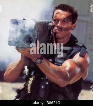 Année : 1985 - Commando USA Arnold Schwarzenegger Réalisateur : Mark Lester L. Banque D'Images