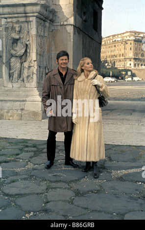 Charles Bronson Charles Bronson Charles Bronson, Jill Ireland fils épouse à Rome en 1972 Banque D'Images