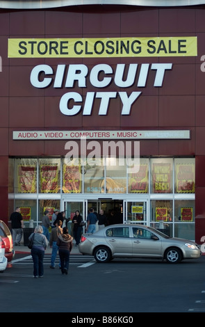 L'un des 567 magasins que les États-Unis deuxième plus grand détaillant d'électronique Circuit City ferme ses portes en 2009. Banque D'Images