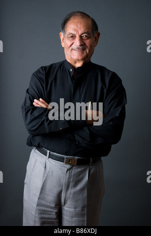 Portrait of a happy elderly man est de l'Inde Banque D'Images