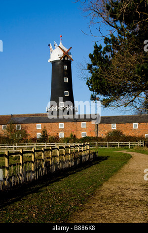 Moulin à vapeur Skidby qui navigue moins Banque D'Images