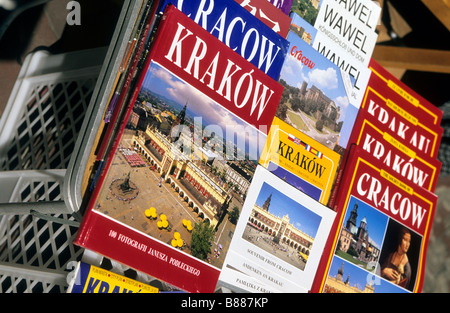 L'Europe de l'Est Pologne Cracovie guide books en vente dans le marché Banque D'Images