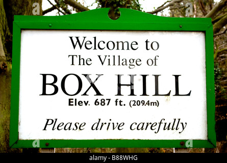 Bienvenue dans le village de Fort Hill signe signes Surrey Banque D'Images