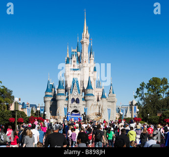 Château de Cendrillon, Magic Kingdom, Walt Disney World Resort, Lake Buena Vista, Orlando, Floride, USA Banque D'Images