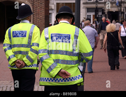 Des agents de police, le Mall, Londres Banque D'Images