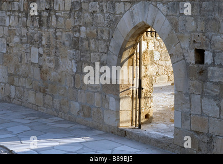 Entrée principale du château de Colosse situé près de Limassol, Chypre du Sud Banque D'Images