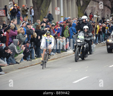 SACRAMENTO CA 14 février 2009 Lance Armstrong en compétition dans l'AMGEN Tour de Californie Banque D'Images