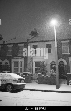 La neige en traverser Leytonstone London 2 Février 2009 Banque D'Images