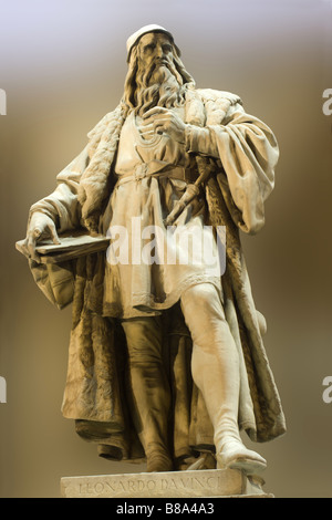 Statue de léonard de vinci à Vienne - façade du musée d'art Banque D'Images