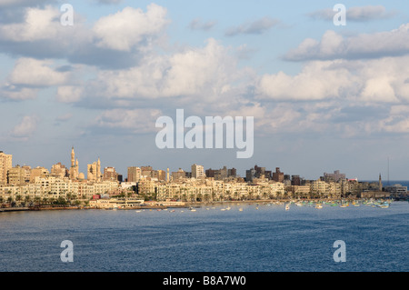 Vue sur le port d'Alexandrie Egypte Banque D'Images