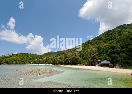 Haad Khom cove également connu sous le nom de Coconut Beach Koh & island Thaïlande Banque D'Images