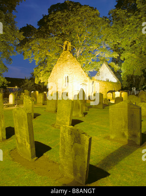 Cimetière et ruines Auld Kirk la nuit, Alloway Ayr, Ayrshire, village, région de Strathclyde, Écosse, Royaume-Uni . Banque D'Images