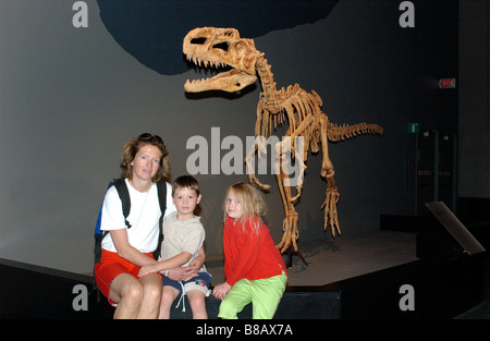 Famille Royal Tyrell Museum, Drumheller, Alberta Banque D'Images