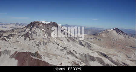 Descabezado grande volcano volcan Cerro Azul Chili cordillère des Andes mountain mountains Banque D'Images