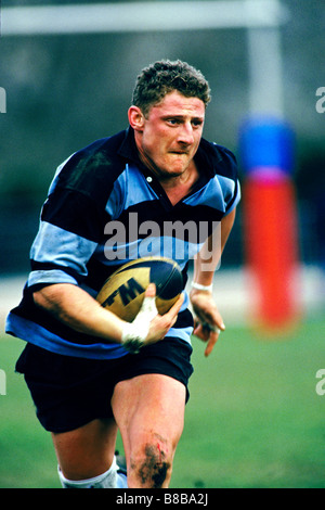 Joueur de Rugby en action Banque D'Images