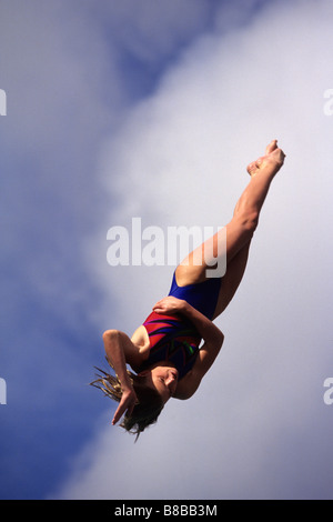 Les femmes diver volant par l'air Banque D'Images